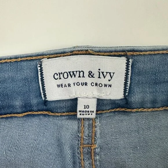Crown & Ivy Distressed Womens size 10 Medium Wash Blue Denim Jean Shorts - Picture 2 of 4